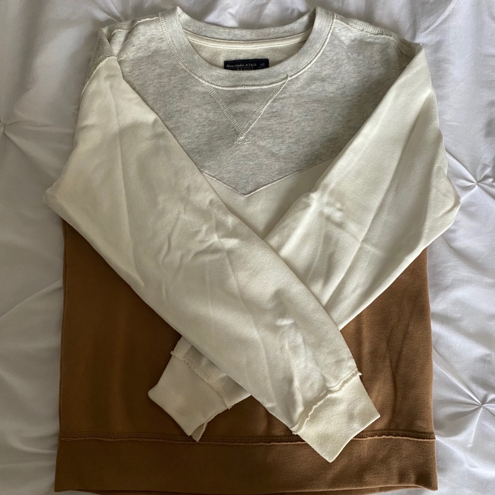 Abercrombie color block crew neck